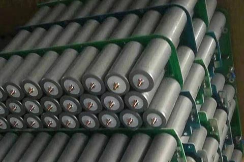 [洛隆孜托专业回收动力电池]骆驼钛酸锂电池回收-铁锂电池回收价格